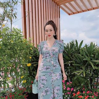 ĐẦM HOA ÔM CỔ TIM ĐÍNH NÚT