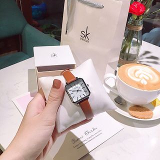 Đồng hồ dây da siêu cute
