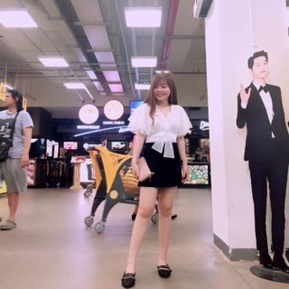 Áo voan lụa nơ lưng hở