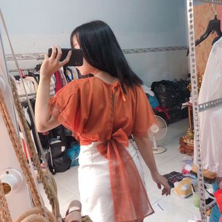 Áo voan lụa nơ lưng hở