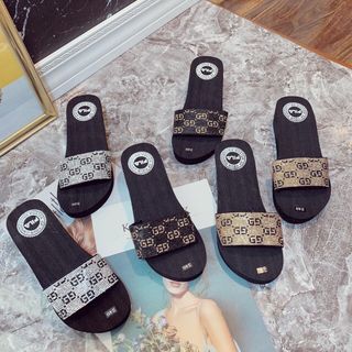 Dép xuồng quai ngan