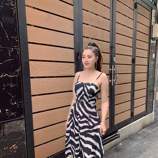 Đầm hai dây