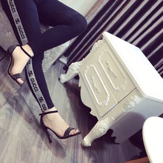 Giày sandal got nhọn đá