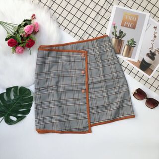 Sỉ lô chân váy