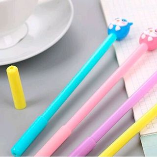 Viết mẫu đẹp Mực màu đen Giá sỉ 5k/1 cây