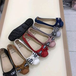 búp bê da đế âm