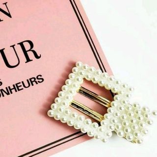 kẹp tóc hạt trai mẫu mới nhất