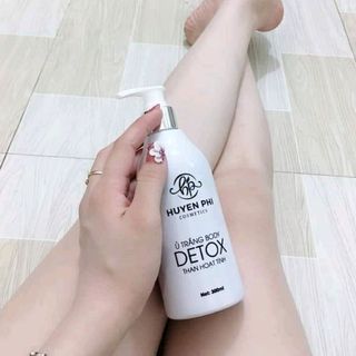 ủ trắng detox than hoạt tính