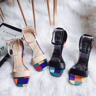 Giày sandal màu sac
