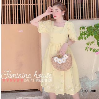 ĐẦM CỔ VUÔNG THÊU HOA