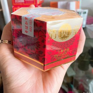 Kem trị nám Nhật