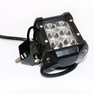 Đèn trợ sáng C6