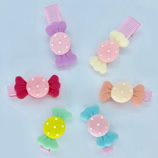 Kẹp mái bọc ruy băng hình kẹo