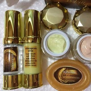 Bộ Trị mụn nám tàn nhang Collagen nhân sâm cao cấp của Thái Lan PREMIUM GINSENG Collagen sollution