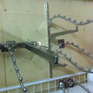 Móc đế đóng cho quần áo