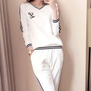 Bộ quần áo thể thao nữ dài tay cao cấp mùa đông sét quần áo thể thao nữ đẹp màu trắng đen giá rẻ 2019