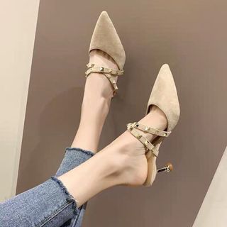 Dép cao giả đính đinh