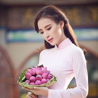 Áo dài truyền thống màu hồng