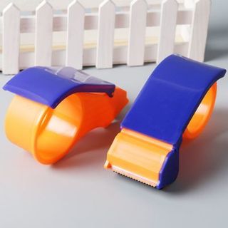 Máy cắt băng dính bằng nhựa