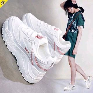 Giày sneaker trắng