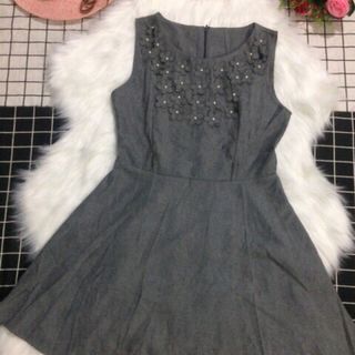 Đầm xoè đầm đi tiệc