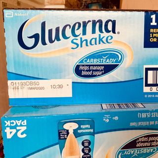 Thùng 24 chai sữa Glucerna Shake 237ml Mỹ dạng nước dành cho người bị bệnh tiểu đường