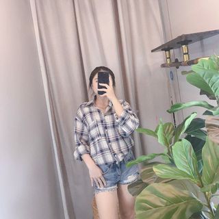 Sơ mi sọc caro oversize