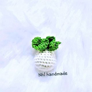 móc khóa củ cải handmade