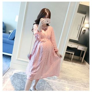 Đầm bầu ren hồng tay lỡ