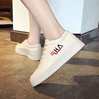 Giày bata đon gian