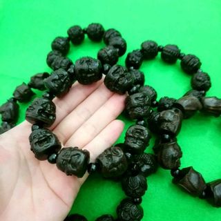 chuỗi đeo tay phong thủy gỗ cho nam mẫu mới nhất
