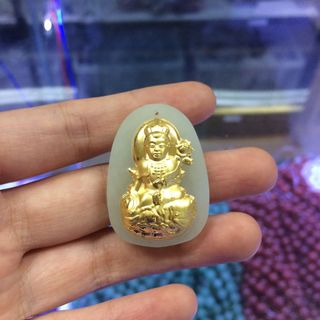 Phật bản mệnh ngọc nephrite mạ vàng
