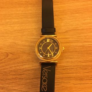 Đồng Hồ VERSAC 120k