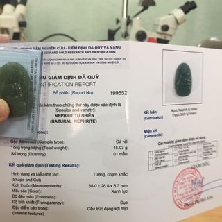 Phật bản mệnh ngọc bích tự nhiên