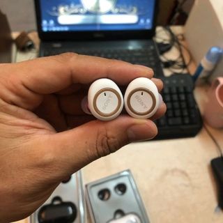 Tai bluetooth sony D76