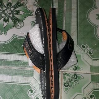 Dép kẹp da bò