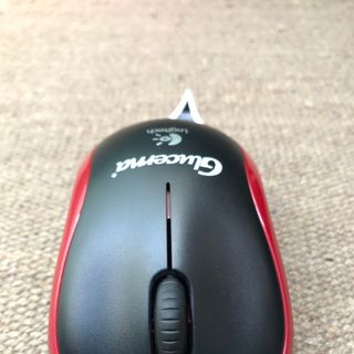 Chuột không dây Logitech M185 logitech