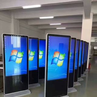 màn hình quảng cáo chân đứng