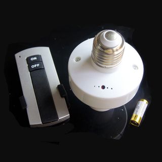 Đui đèn điều khiển từ xa mạ vàng có Remote Đuôi đèn E27 điều khiển từ xa bằng sóng RF