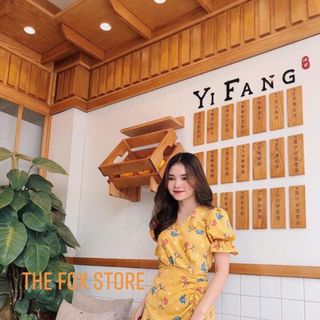 Đầm hoa rút tùng