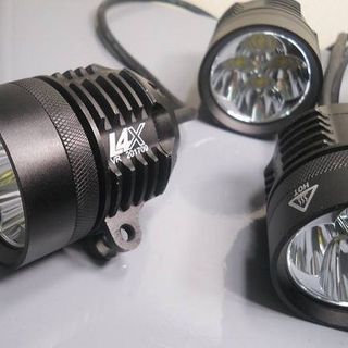 ĐÈN TRỢ SÁNG L4X