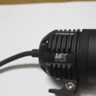 ĐÈN TRỢ SÁNG L4X