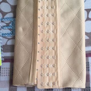 đai siếc eo latex