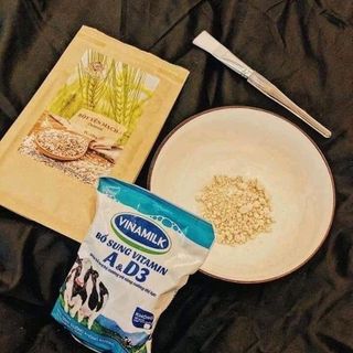 Yến Mạch Phụng Bùi