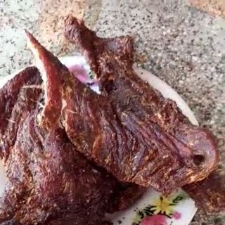 Thịt trâu gác bếp