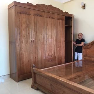 Giường Ngủ Và Tủ Áo