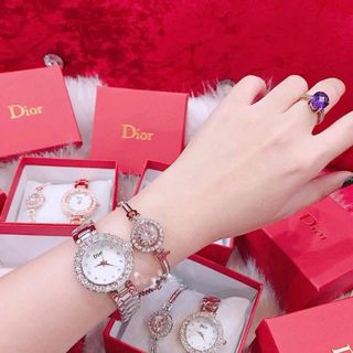 Đồng hồ kèm lắc cao cấp