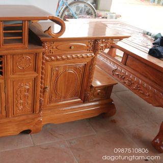 kệ tivi sừng trâu gỗ gõ đỏ