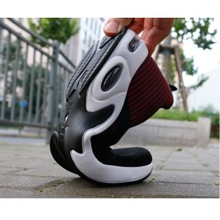 Giày thể thao nam 2019