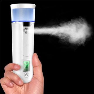 Xịt Khoáng Đo Độ Ẩm